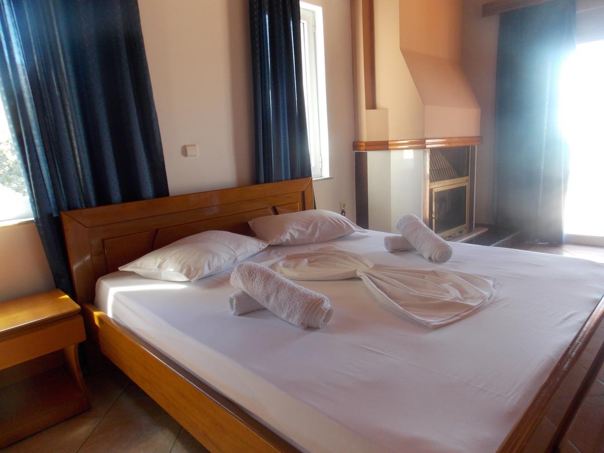 Hotel Dea Sarandë 외부 사진