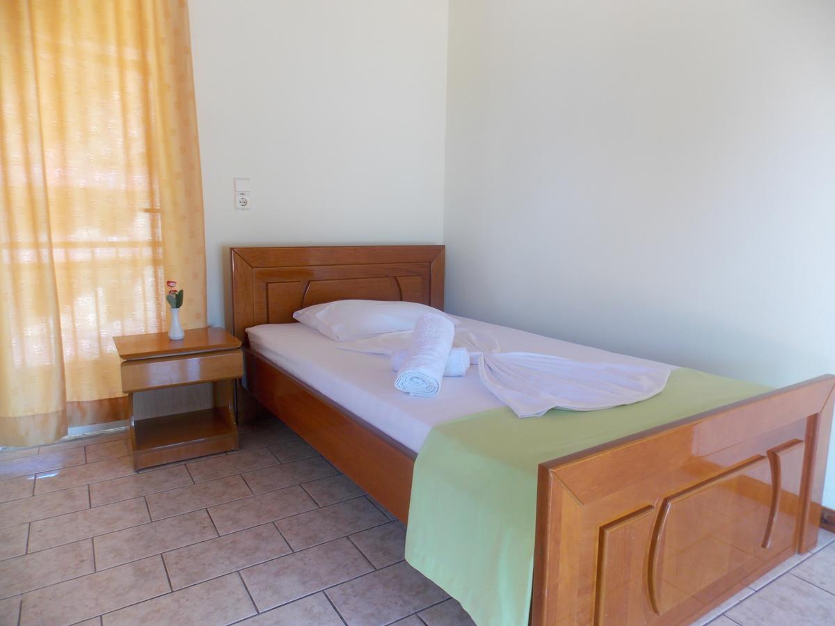 Hotel Dea Sarandë 외부 사진