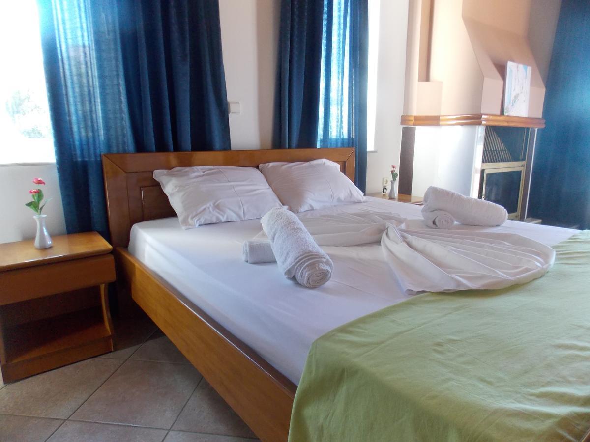 Hotel Dea Sarandë 외부 사진