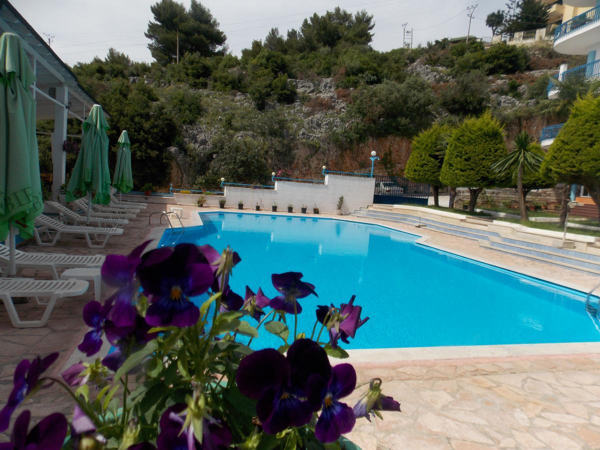Hotel Dea Sarandë 외부 사진