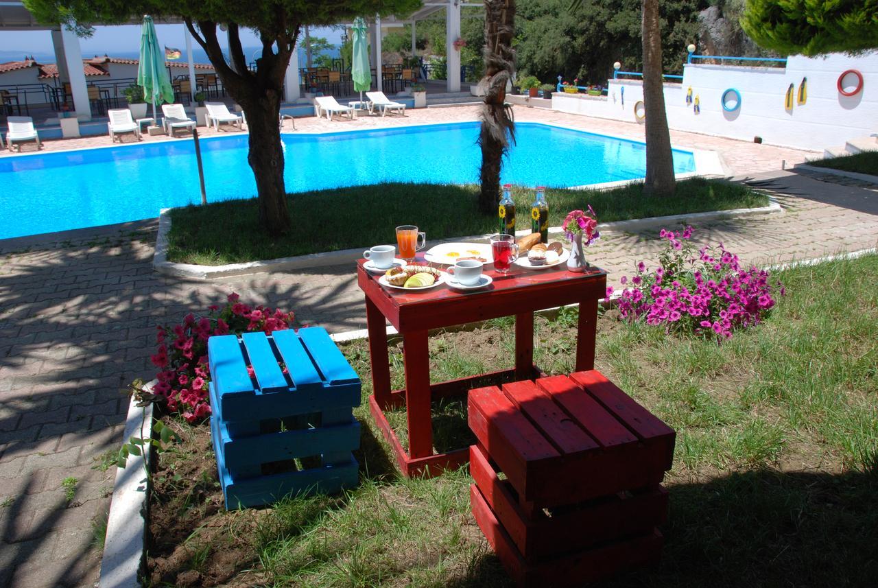 Hotel Dea Sarandë 외부 사진