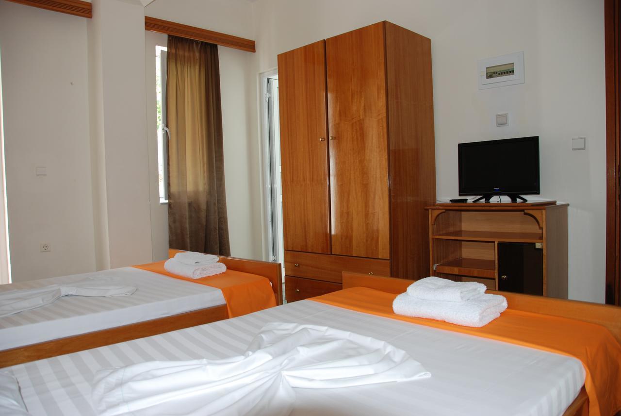 Hotel Dea Sarandë 외부 사진