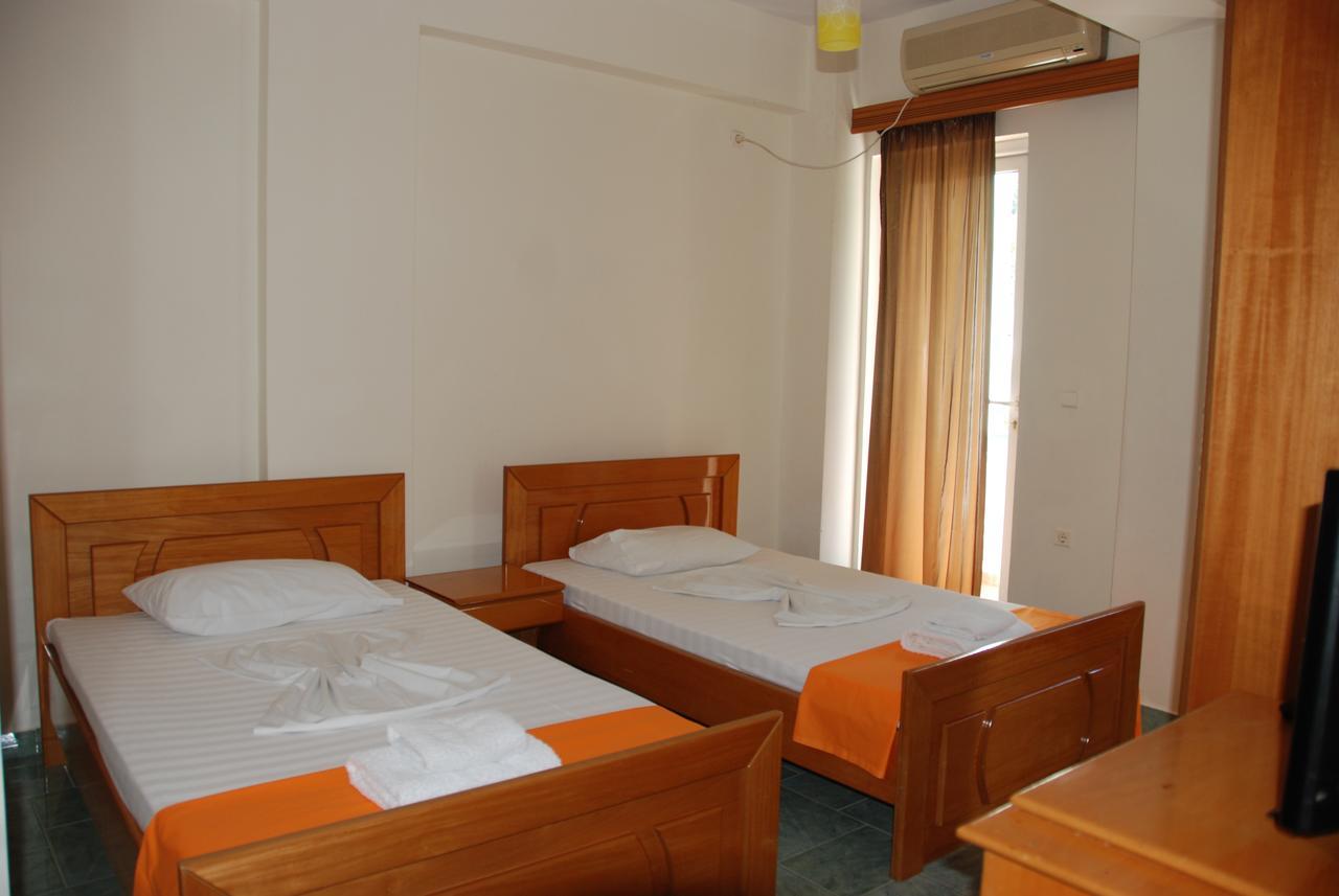 Hotel Dea Sarandë 외부 사진